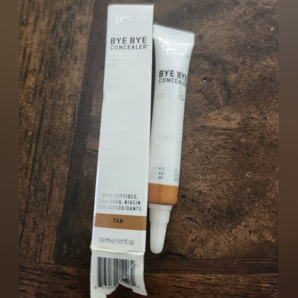 IT Cosmetics Under Eye Full Coverage Anti-Aging Waterproof Concealer TAN NEW